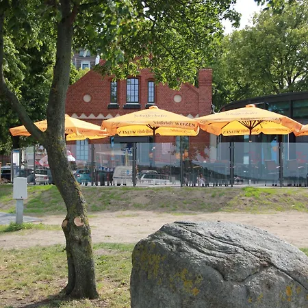 Hotel Hafenresidenz Stralsund-3